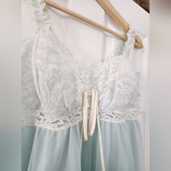 1960s Olga Light Blue Chiffon Nylon Nightgown  | Vintage 60s Babydoll Nightdress - Picture 4 of 6